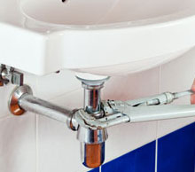 24/7 Plumber Services in Maywood, CA